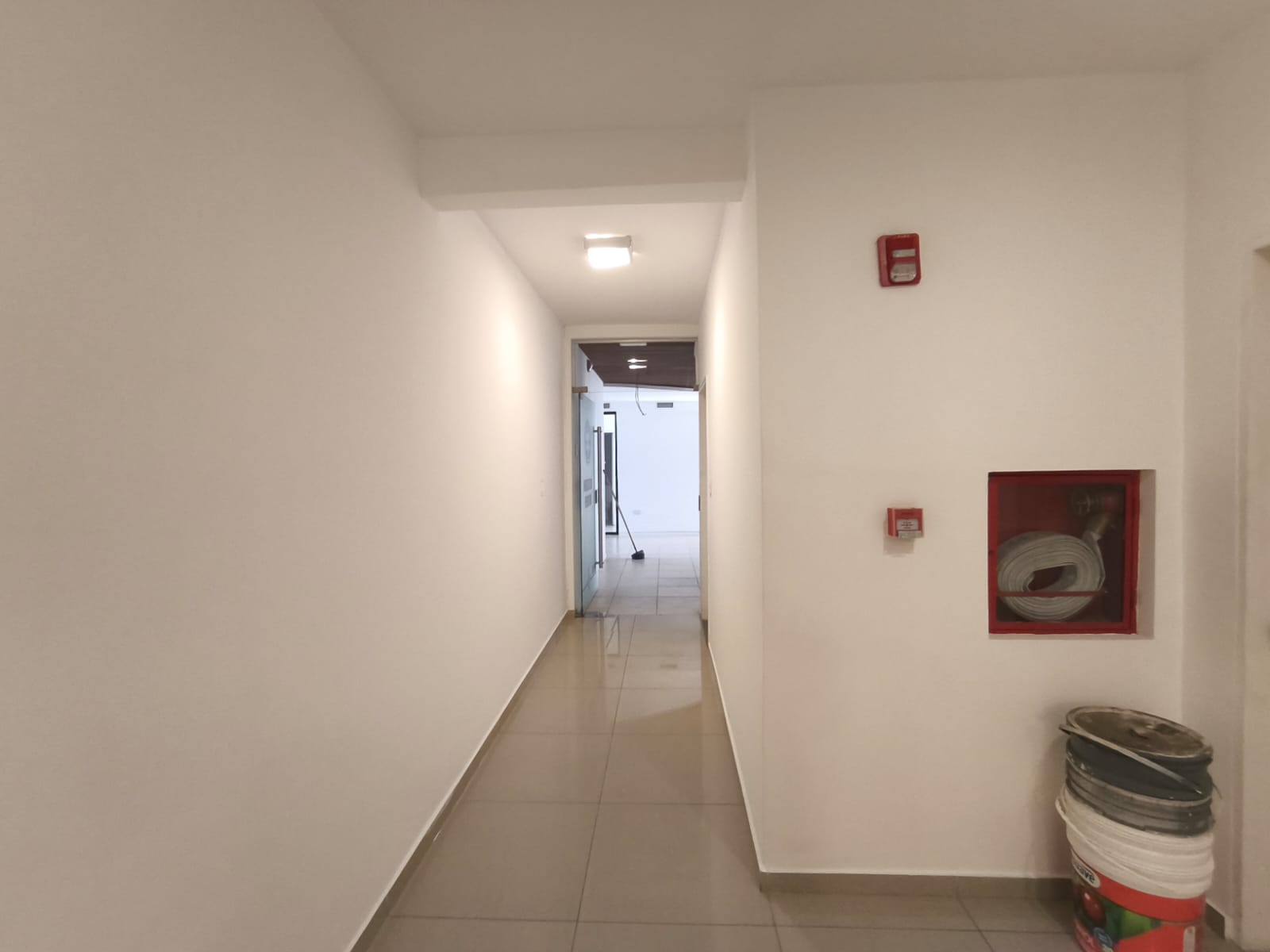 En Alquiler Piso para usos múltiples 450 mts Contacto Marcela Freites CPI 7564 Móvil 3515311014