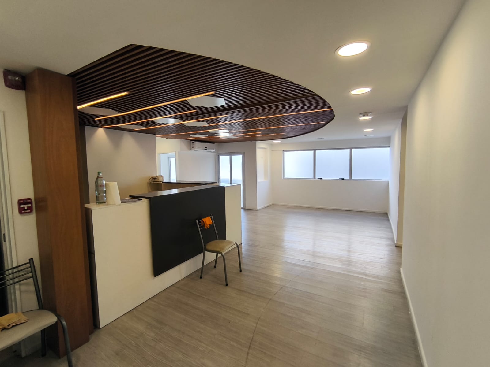 En Alquiler Piso para usos múltiples 450 mts Contacto Marcela Freites CPI 7564 Móvil 3515311014