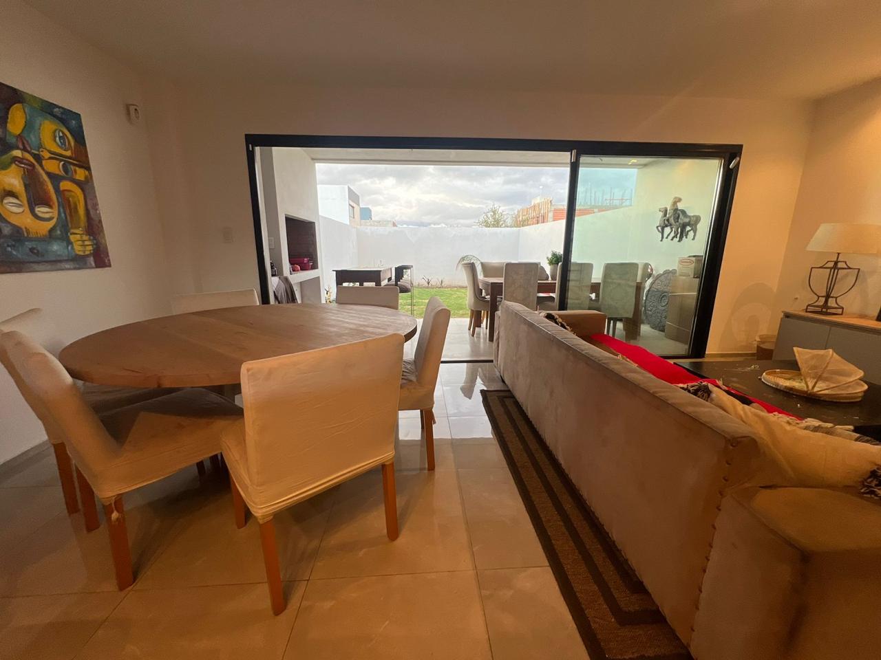 DÚPLEX SOLARES DE MANANTIALES