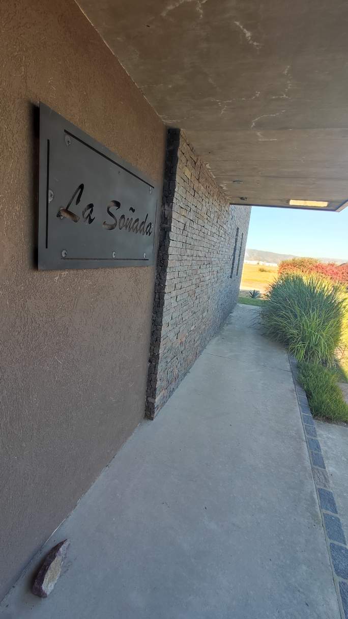 CASA DE ENSUEÑO EN BARRIO CERRADO VALLE DE CALAMUCHITA