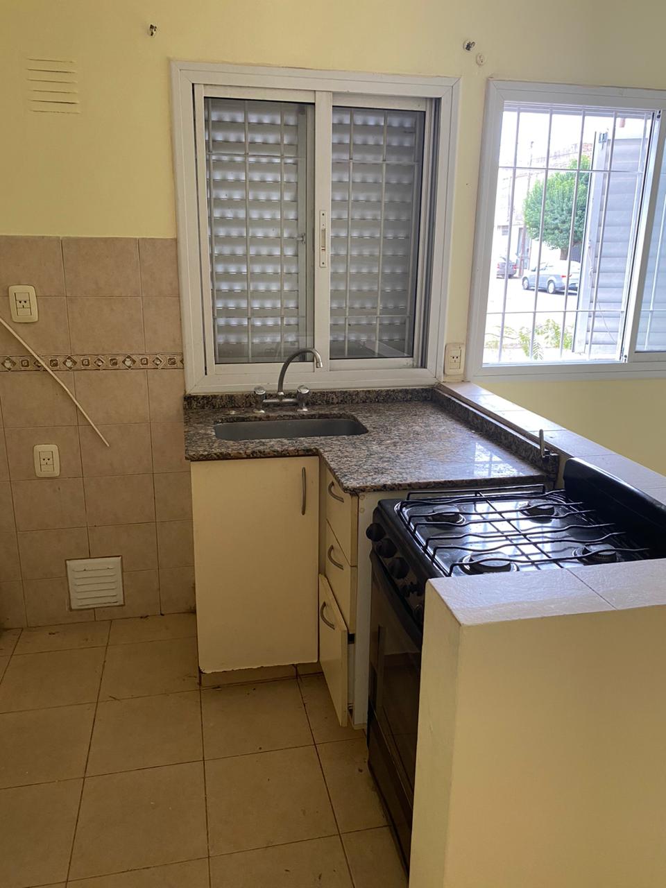 DEPARTAMENTO 1 DORM. EN ALQUILER EN CALLE AGUIRRE CAMARA 296 B ALTO ALBERDI