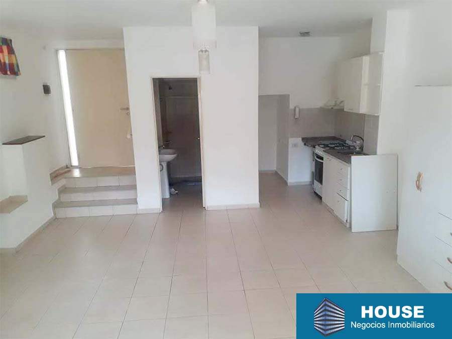 DEPARTAMENTO MONOAMBIENTE CON RENTA ACTIVA EN VENTA EN B ALBERDI