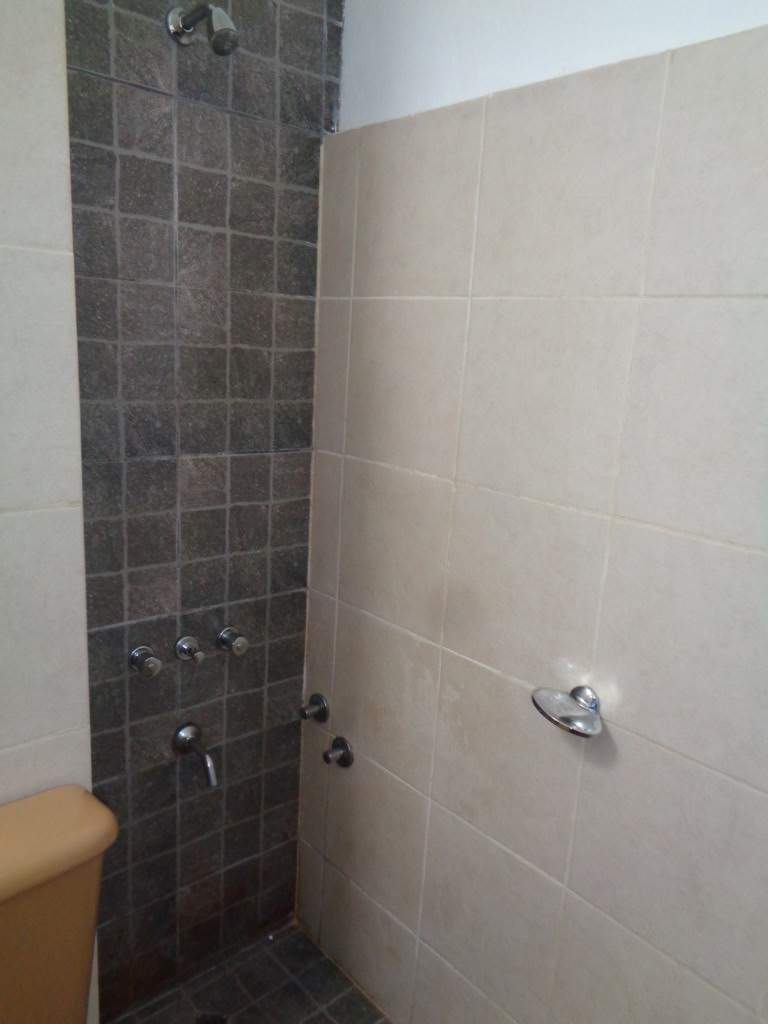 Barrio Villa Cabrera - Casa de 2 Dormitorios, Amplia y Luminosa con Cocina Comedor y Patio con Asador. Escritura y Posesión Inmediata