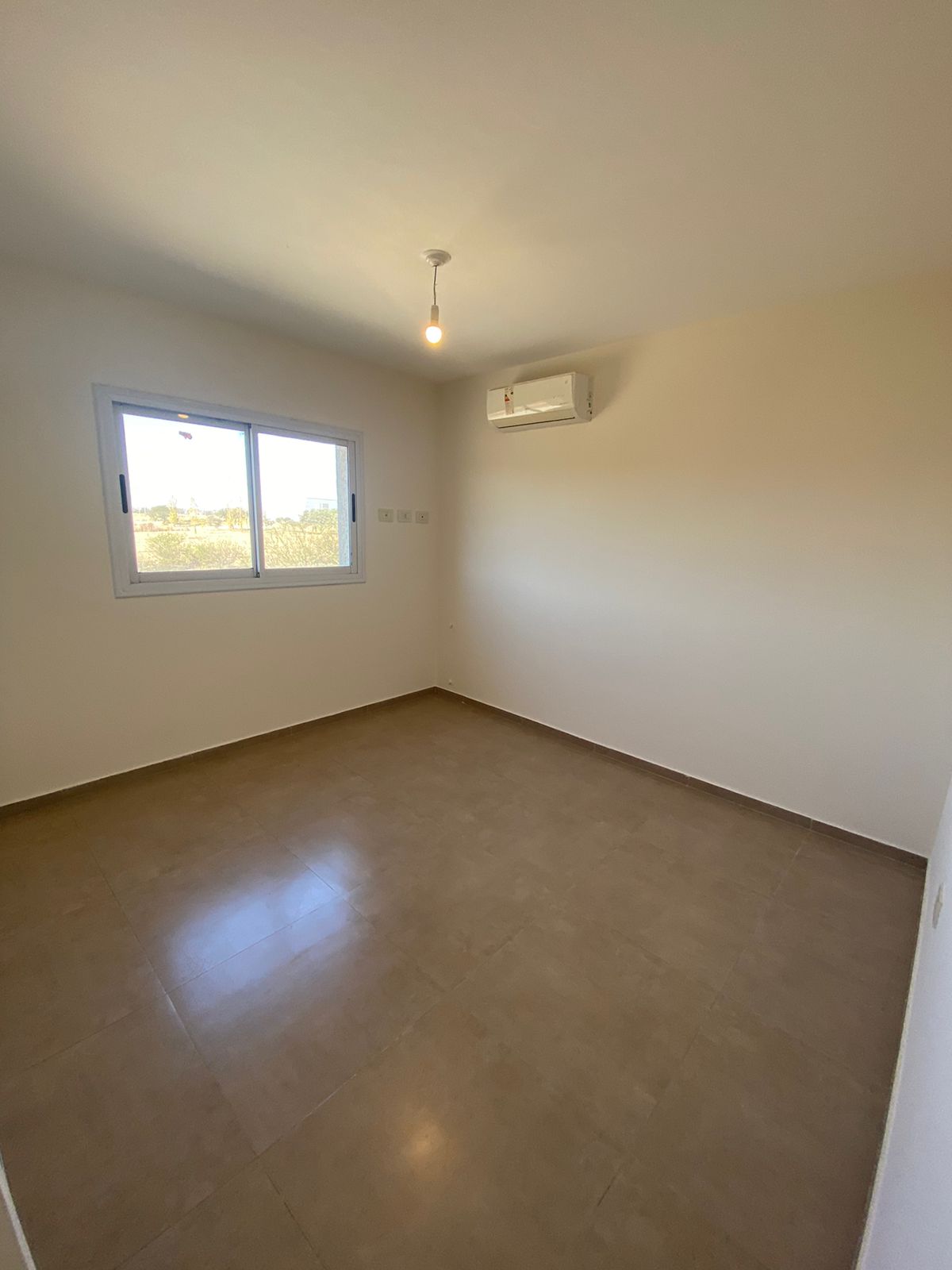 EXCELENTE DUPLEX EN ALQUILER EN ALTOS DE MANANTIALES