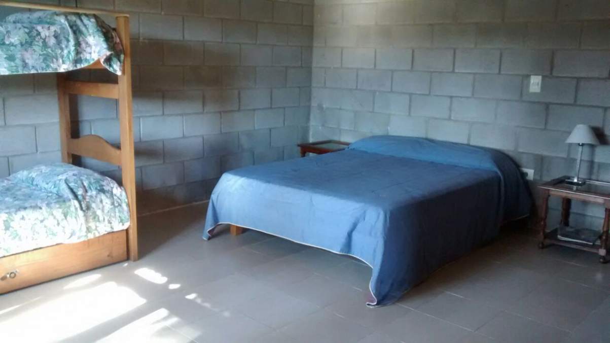 Alquiler Temporal Casa -Los Espinillos (Potrero de Garay)-Vista y Bajada al Río-Playa privada.