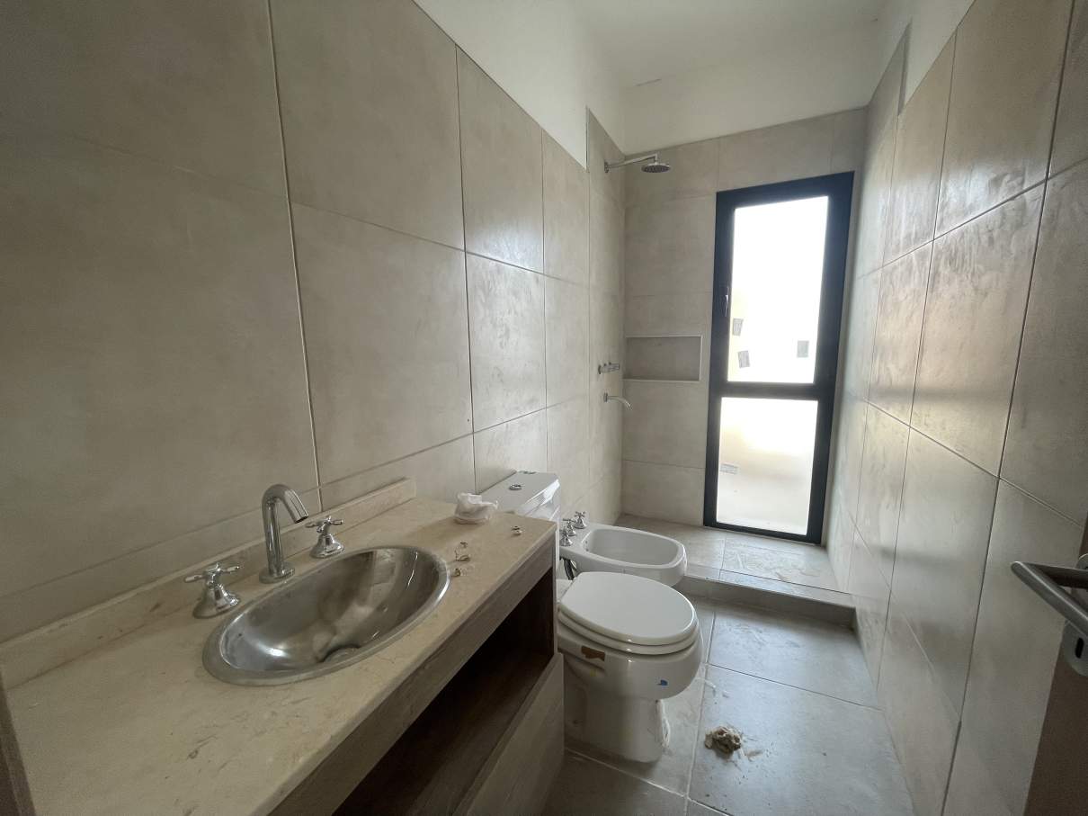 Casa a Estrenar en Venta  3 Dormitorios  Quebrada de Manantiales, Zona Sur