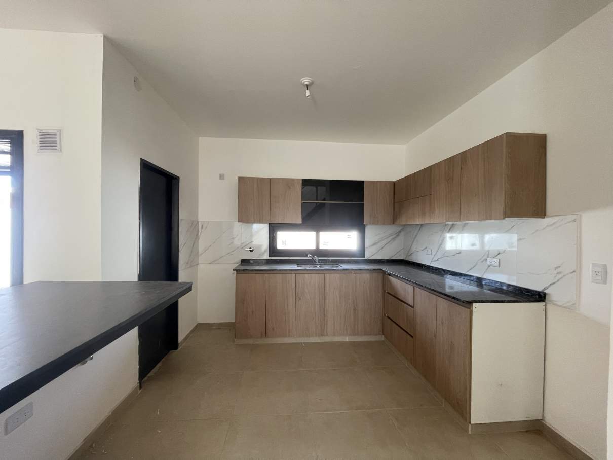 Casa a Estrenar en Venta  3 Dormitorios  Quebrada de Manantiales, Zona Sur