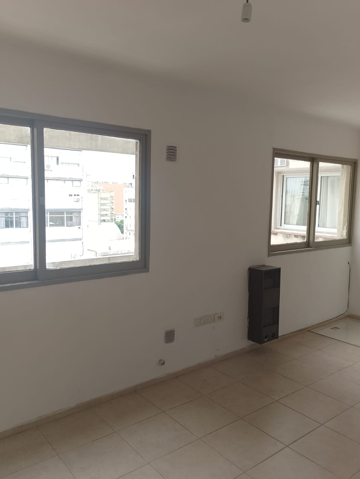 ALQUILO DEPARTAMENTO MONOAMBIENTE-CENTRO