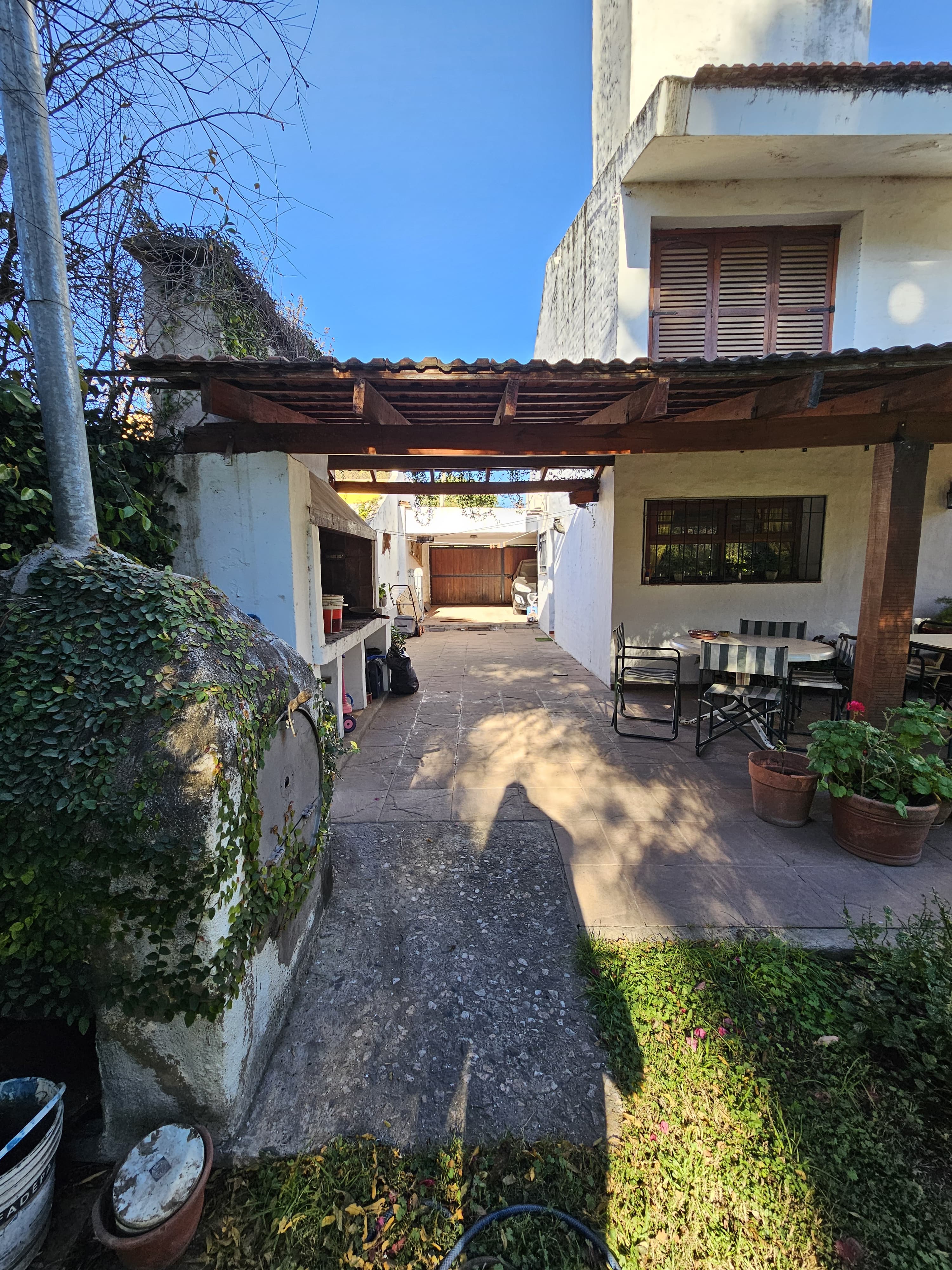 Propiedad Premium en Argello  4 Dormitorios  1.000 m de terreno  Gran Parque  Piscina