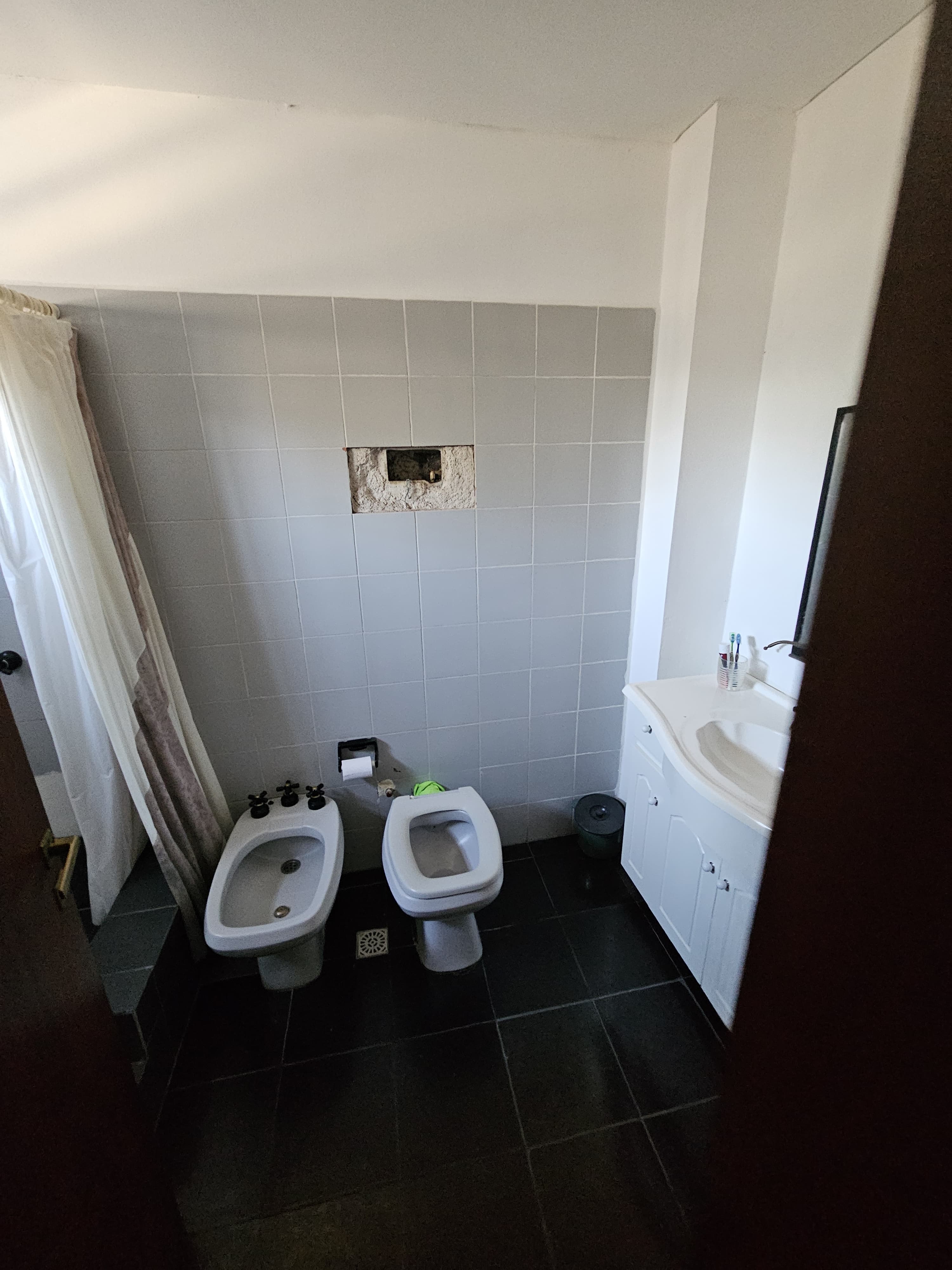 Propiedad Premium en Argello  4 Dormitorios  1.000 m de terreno  Gran Parque  Piscina