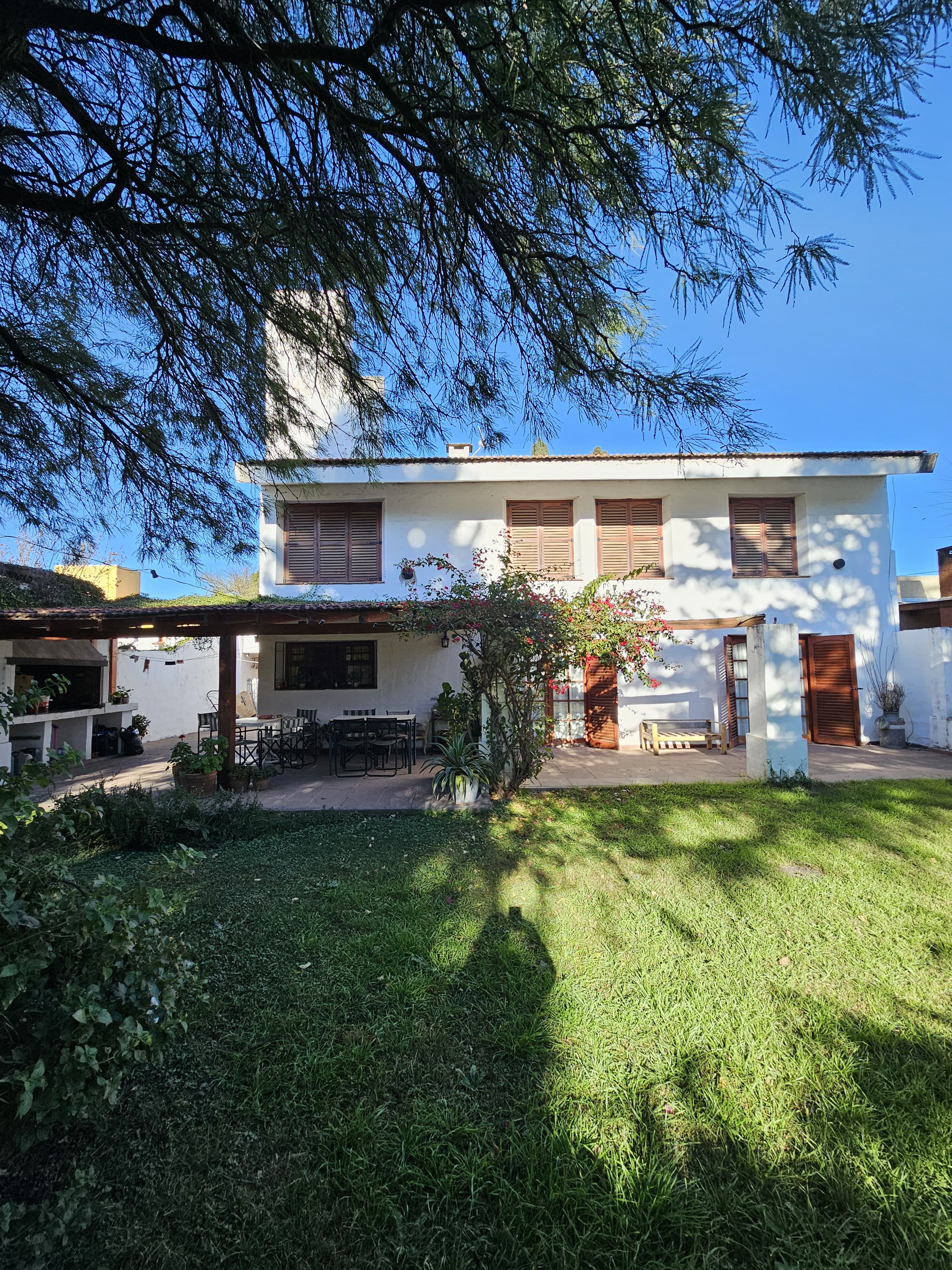 Propiedad Premium en Argello  4 Dormitorios  1.000 m de terreno  Gran Parque  Piscina