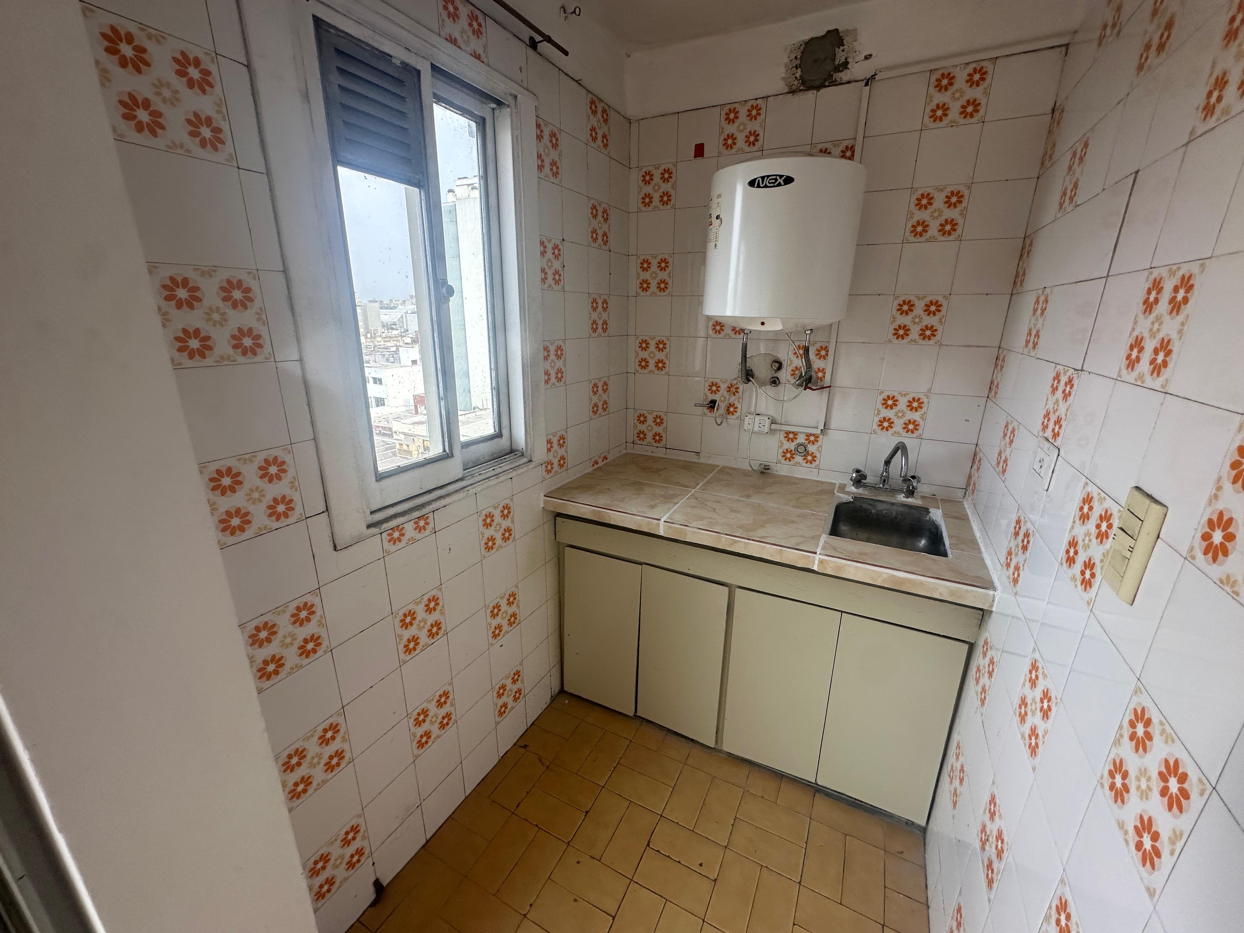 Oportunidad  1 Dormitorio con Balcones en Living y Dormitorio Maipu 431