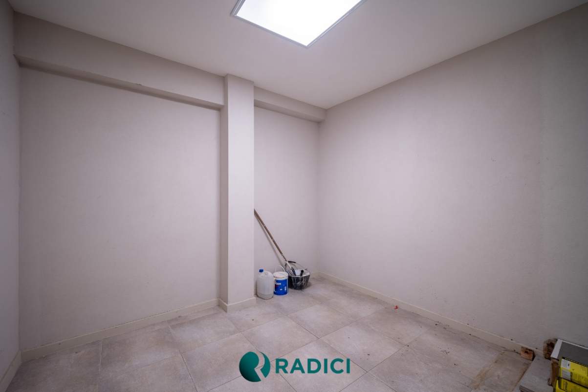 VENTA PISO DE OFICINAS EN EL MICRO CENTRO DE CORDOBA - RECICLADAS Y EN OPORTUNIDAD! LA VEMOS?