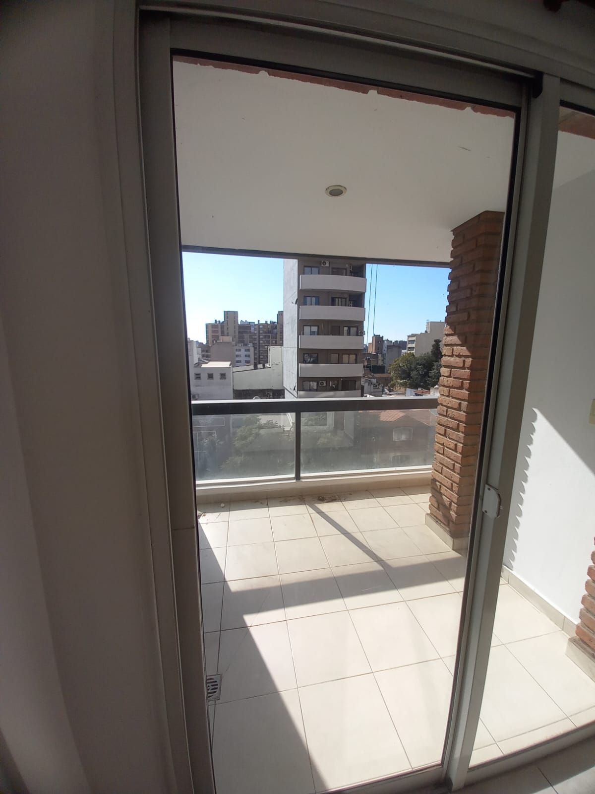 CORRO ESQUINA BV SAN JUAN . BALCON . A CUADRAS DE PATIO OLMOS