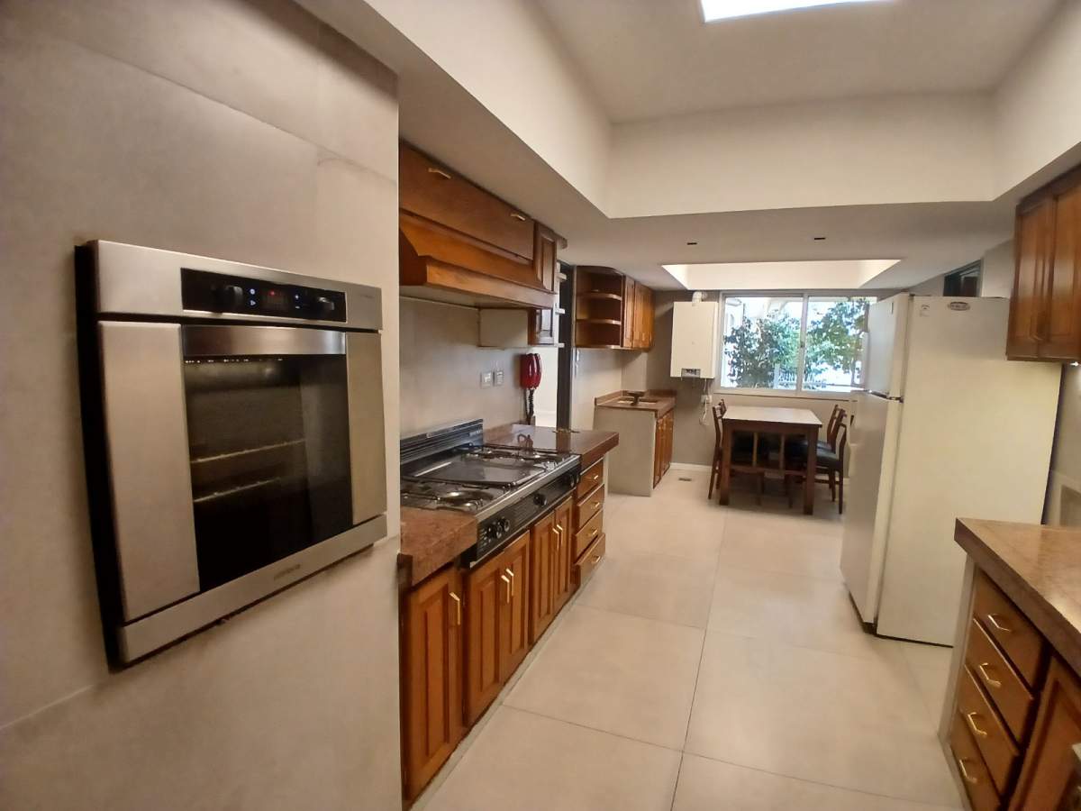 Semipiso 4 dormitorios, en mejor zona Cañada