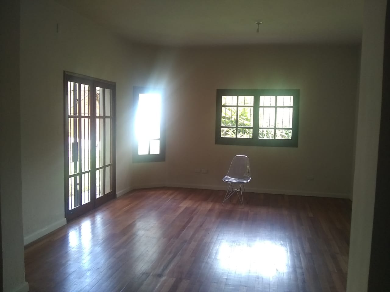 OFICINA AMOBLADA EN ZONA NORTE . AMENITIES, SALA DE REUNION, JARDIN
