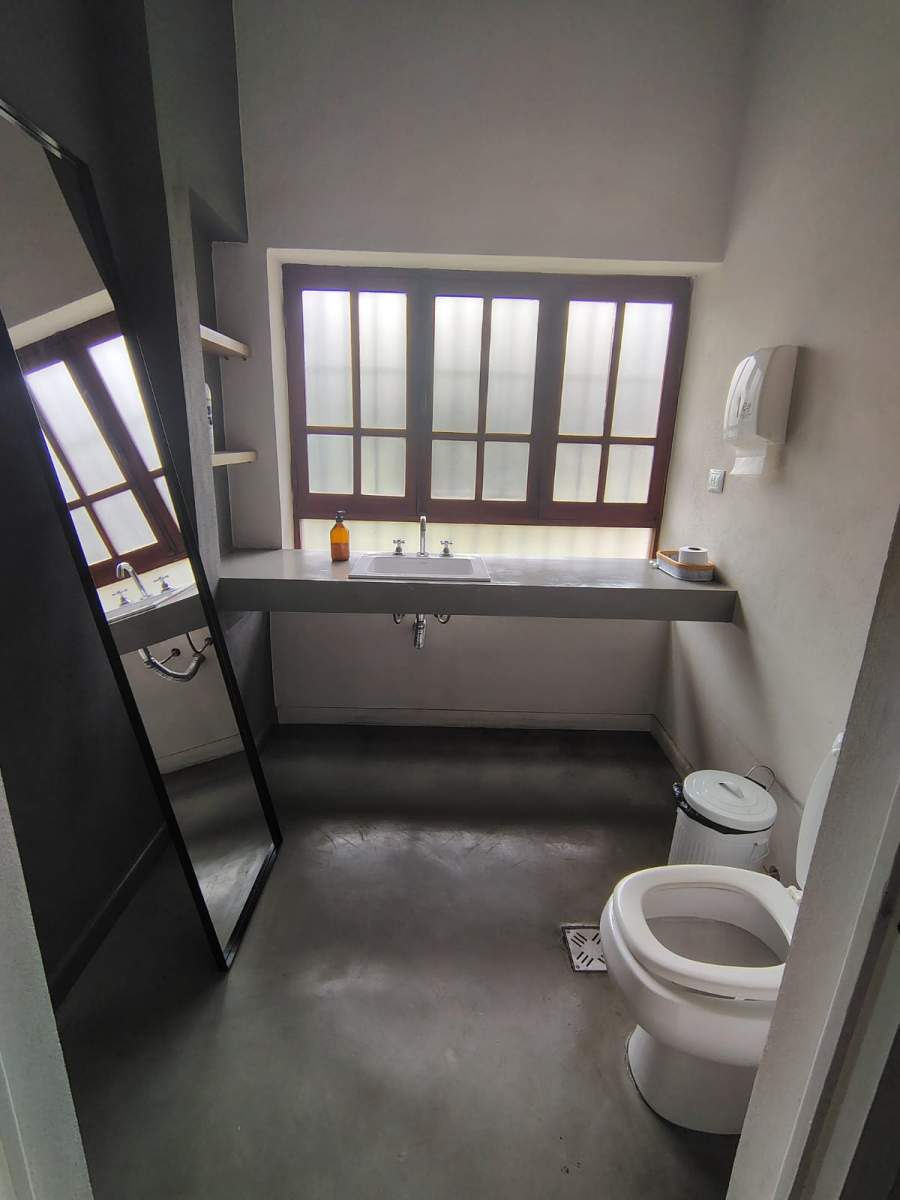 OFICINA AMOBLADA EN ZONA NORTE . AMENITIES, SALA DE REUNION, JARDIN