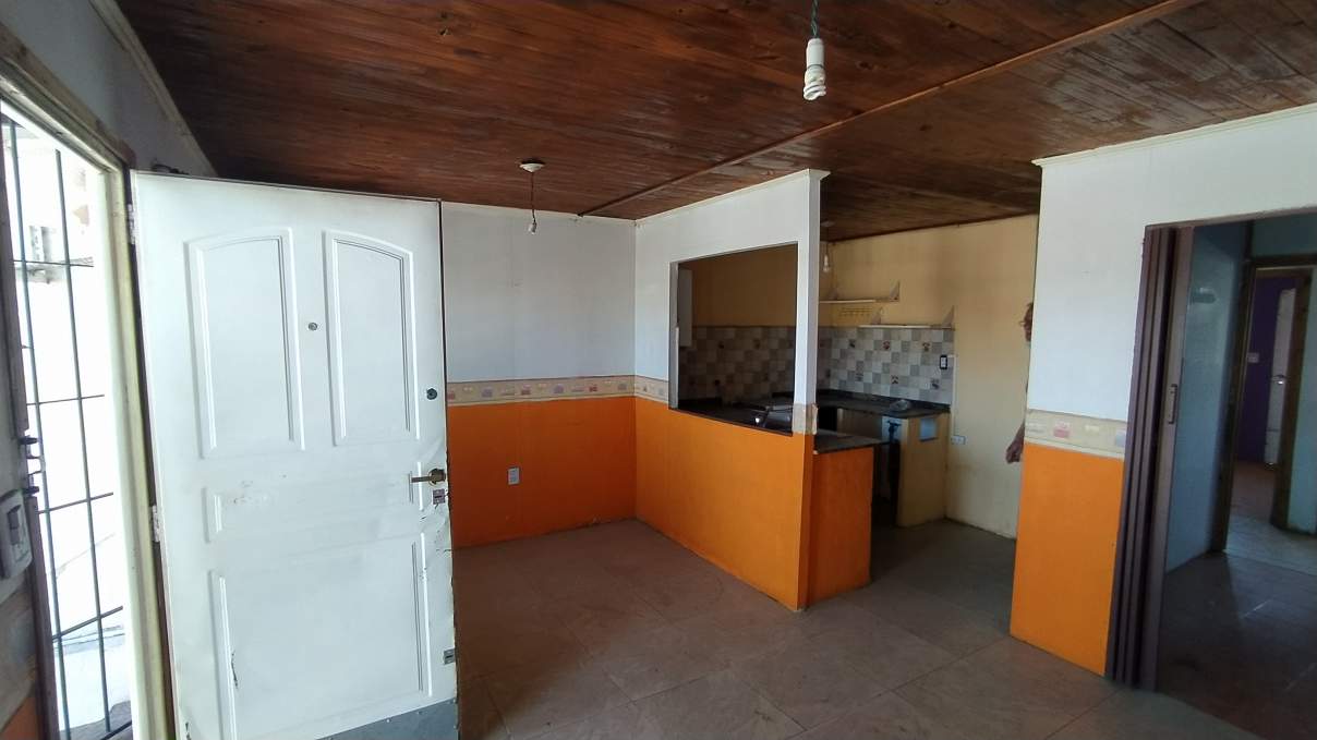 Venta 3 Locales Comerciales Más 2 Deptos Sobre Av Sabattini