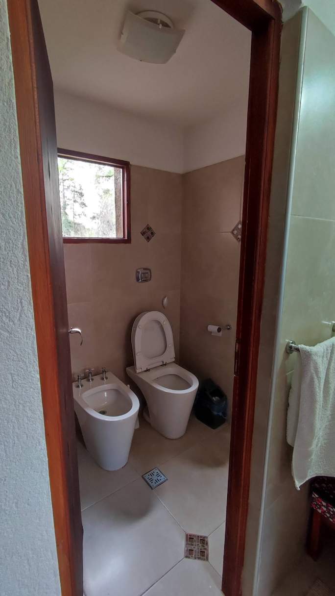 Venta Casa 4 Dorm. B° Villa Rivera Indarte