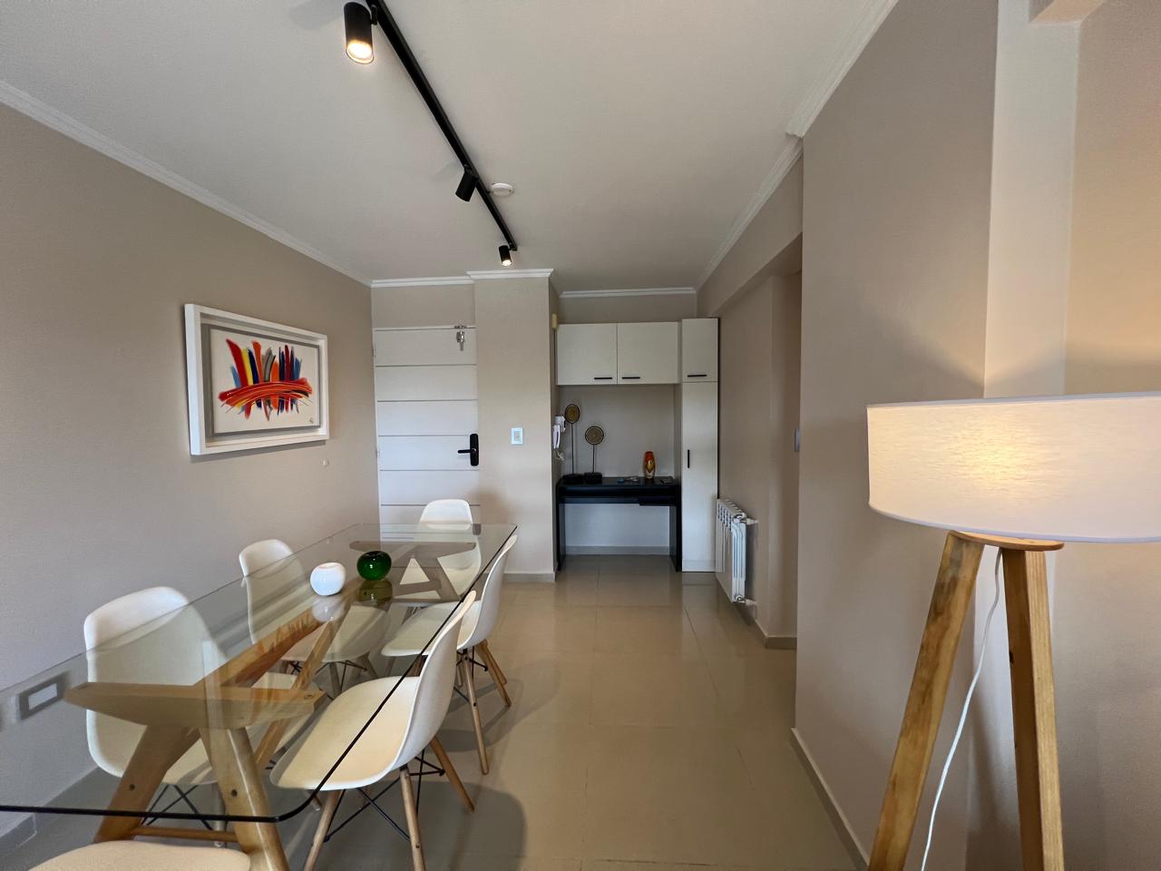 ALTO VILLASOL DEPARTAMENTO AMOBLADO TRES DORMITORIOS Y COCHERA
