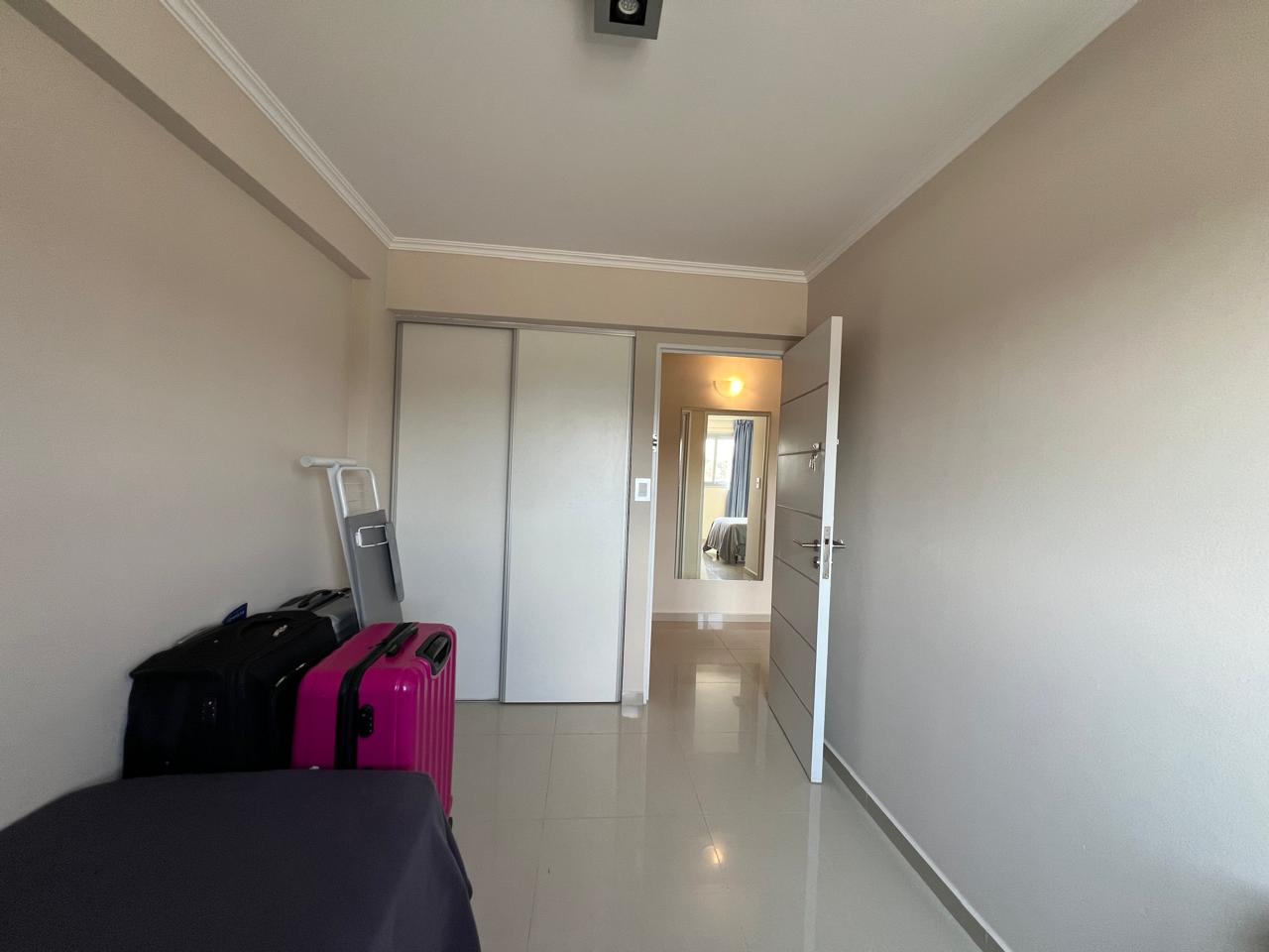 ALTO VILLASOL DEPARTAMENTO AMOBLADO TRES DORMITORIOS Y COCHERA