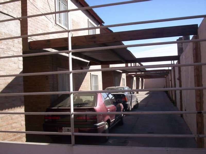 DUPLEX EN ALQUILER B ZUMARAN