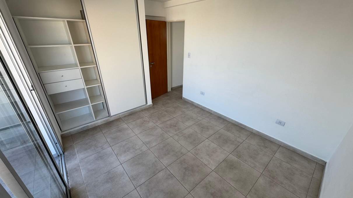 DEPTO- COFICO - 1 DORM C BALCON. EXC. UBICACIÓN!!