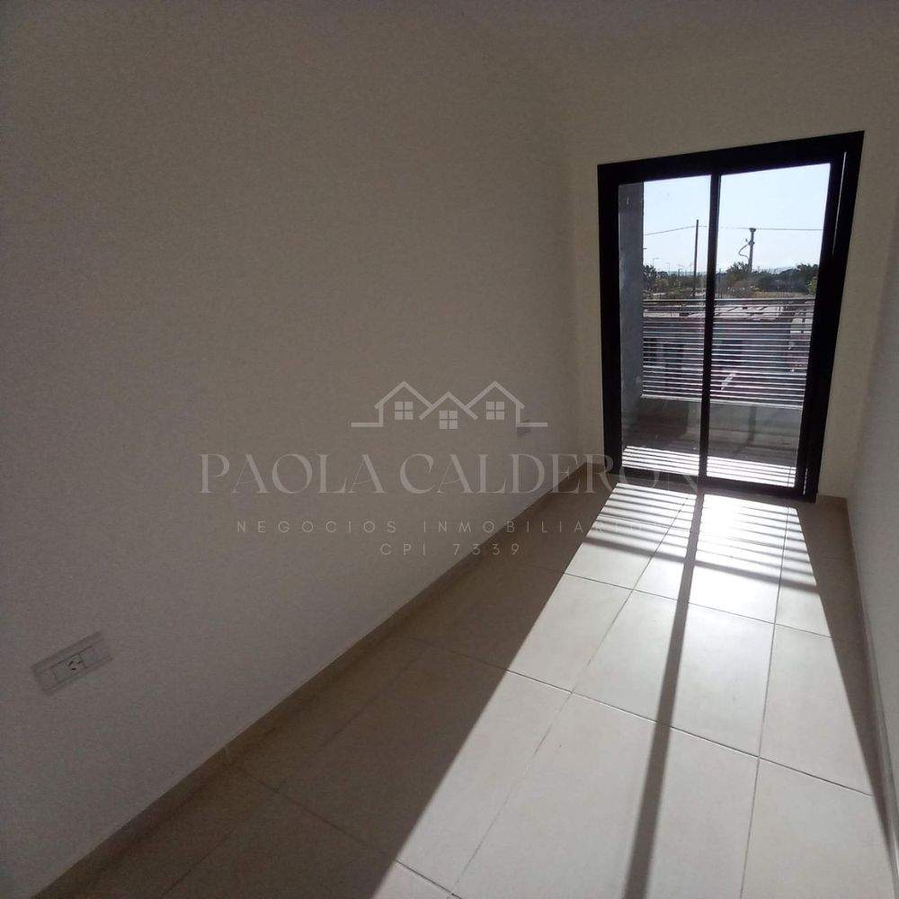 Venta Dúplex 3 dorm en Valle Cercano