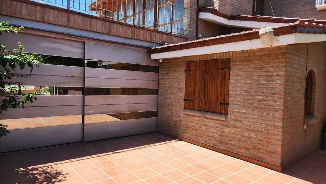Venta Casa La Calera Centro 3 Dormitorios