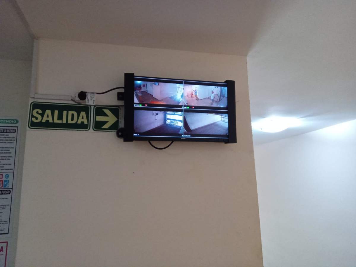 Se alquila Dpto de 2 dormitorios con cochera
