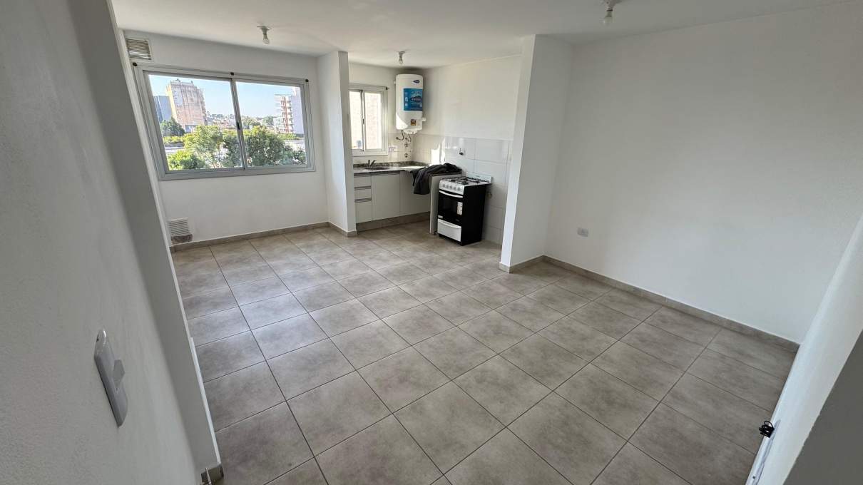 DEPTO- COFICO - 1 DORM C BALCON. EXC. UBICACIÓN!!