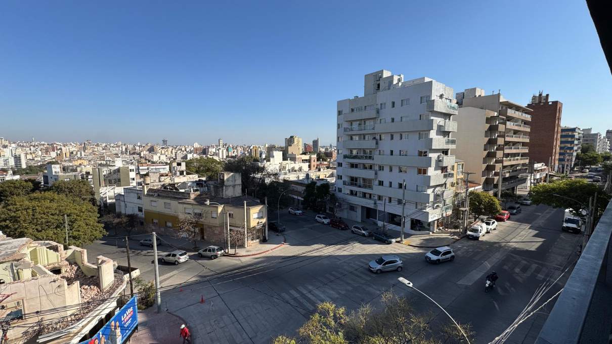 DEPTO- COFICO - 1 DORM C BALCON. EXC. UBICACIÓN!!