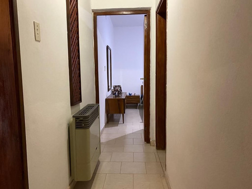 Venta Casa 8 Dormitorios Embalse Con Cochera