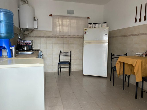 Venta Casa 8 Dormitorios Embalse Con Cochera