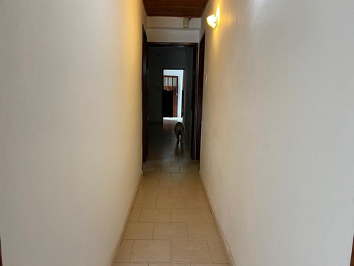 Venta Casa 8 Dormitorios Embalse Con Cochera