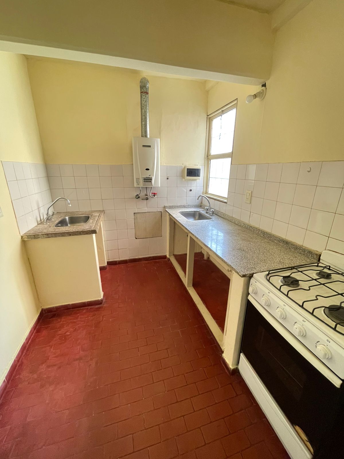 DEPTO 2 DOR - ALTO ALBERDI - MONTEVIDEO 2300