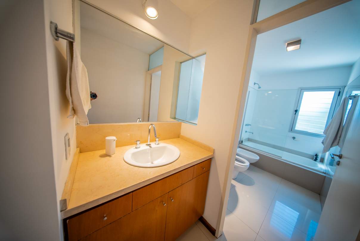 Casa en Venta APTO CREDITO  3 Dormitorios  3 Baños