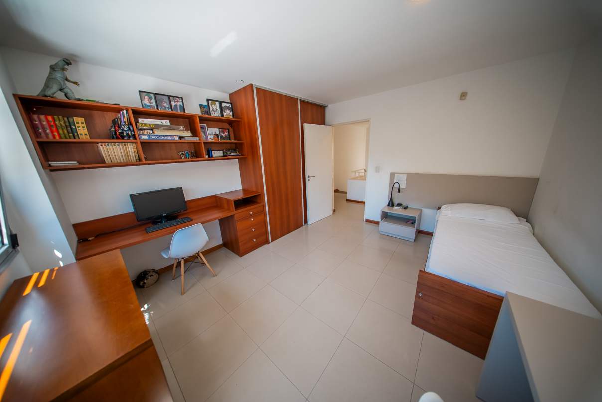 Casa en Venta APTO CREDITO  3 Dormitorios  3 Baños