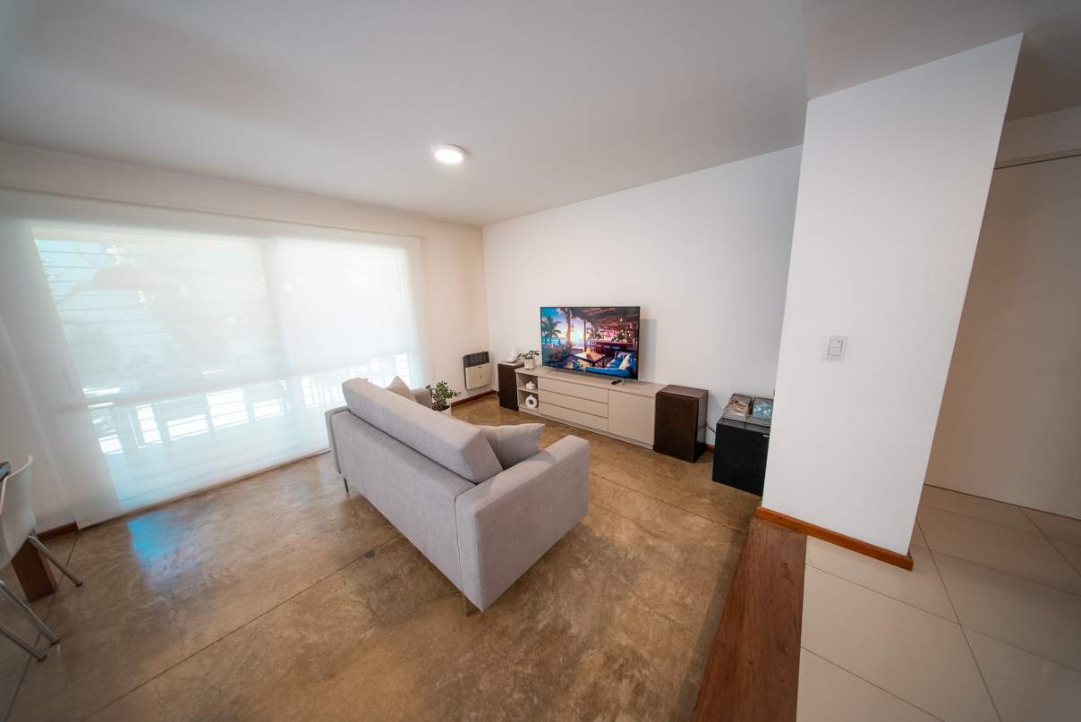 Casa en Venta APTO CREDITO  3 Dormitorios  3 Baños