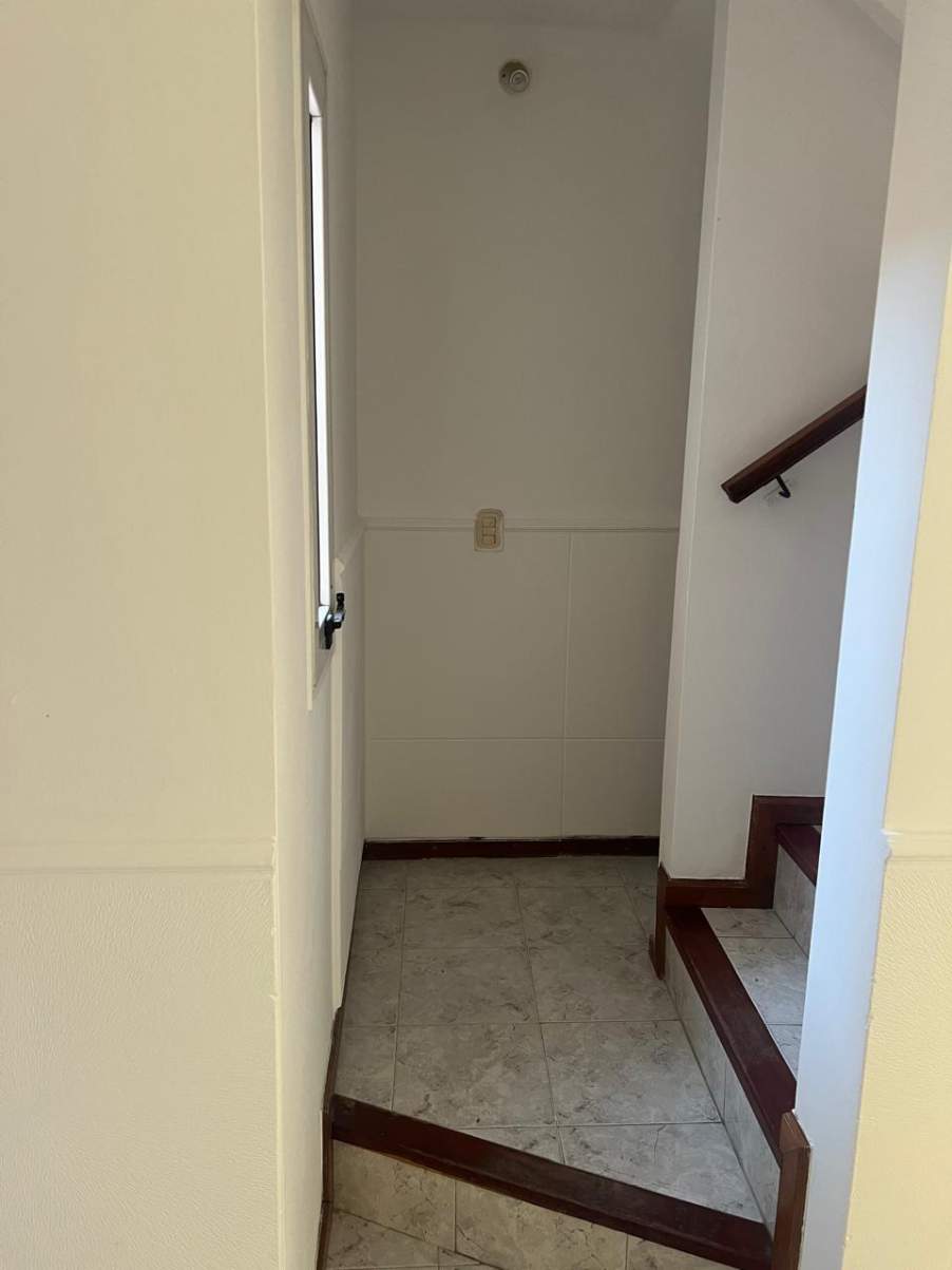 DUPLEX 2 DORM CON COCHERA B LOS NARANJOS