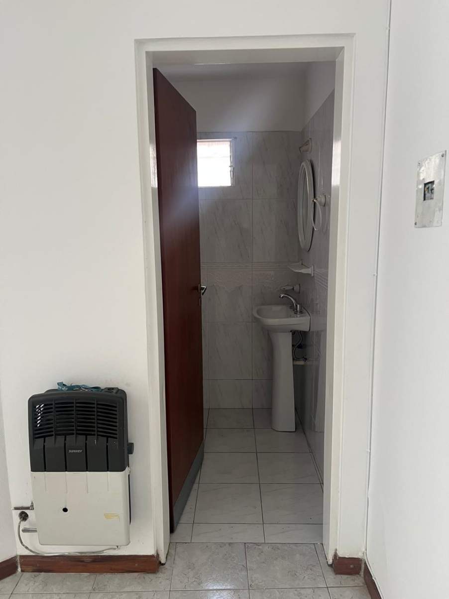 DUPLEX 2 DORM CON COCHERA B LOS NARANJOS
