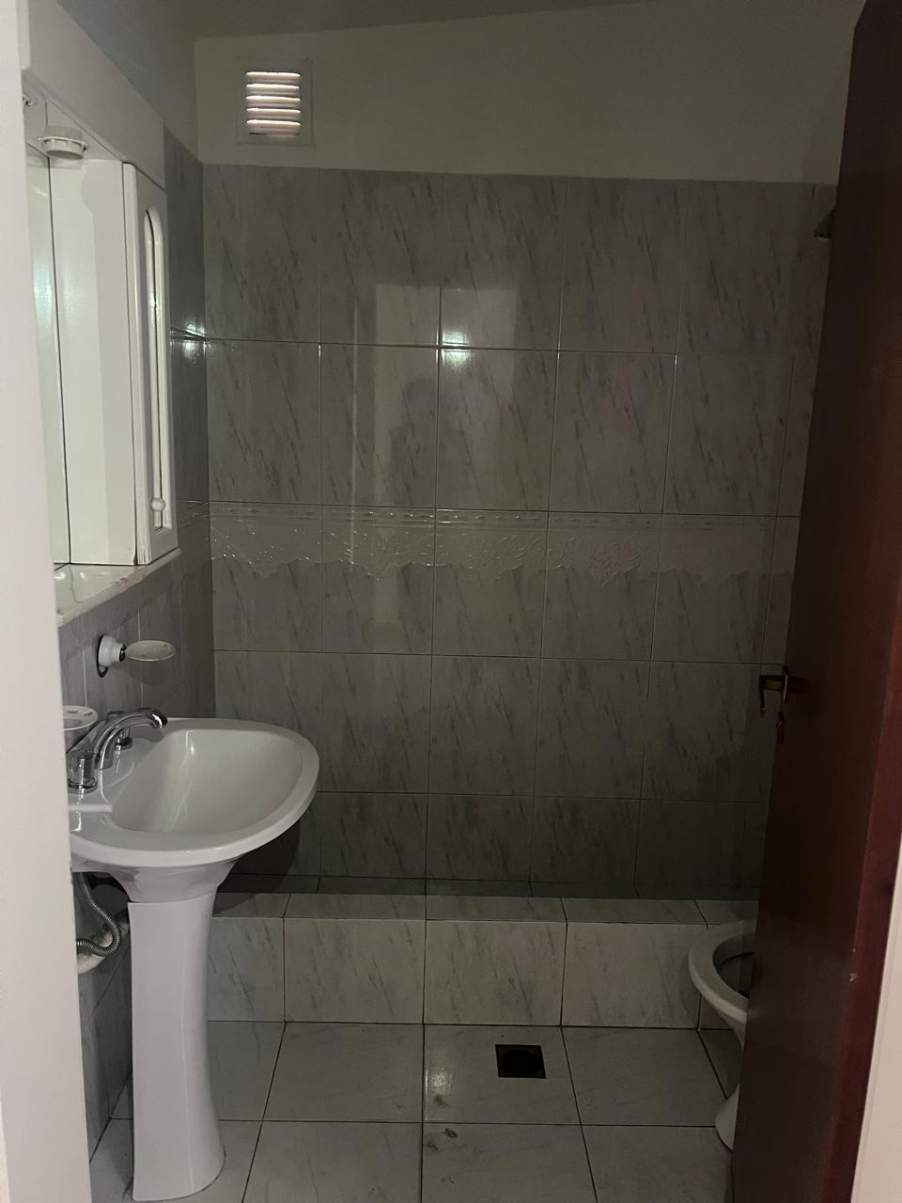 DUPLEX 2 DORM CON COCHERA B LOS NARANJOS