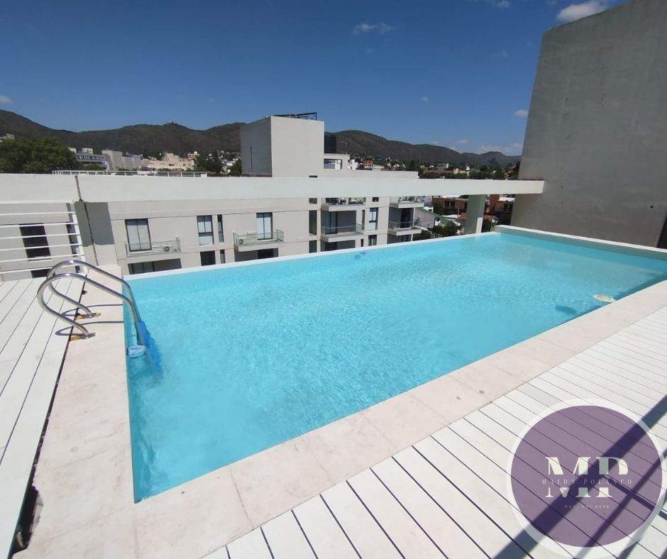 VENTA - DEPARTAMENTO CON COCHERA VCP