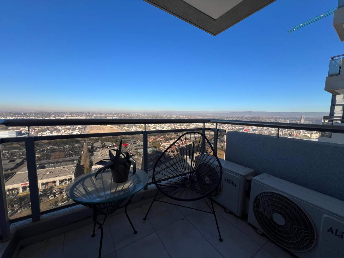 DEPARTAMENTO TOTALMENTE AMOBLADO EN VENTA CIUDAD GAMA