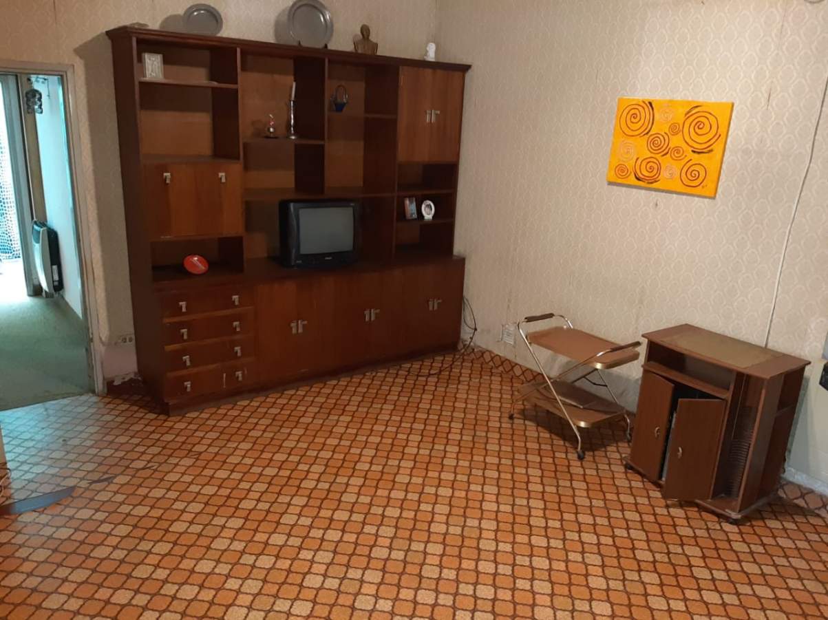 VENTA - OPORTUNIDAD - A REFACCIONAR