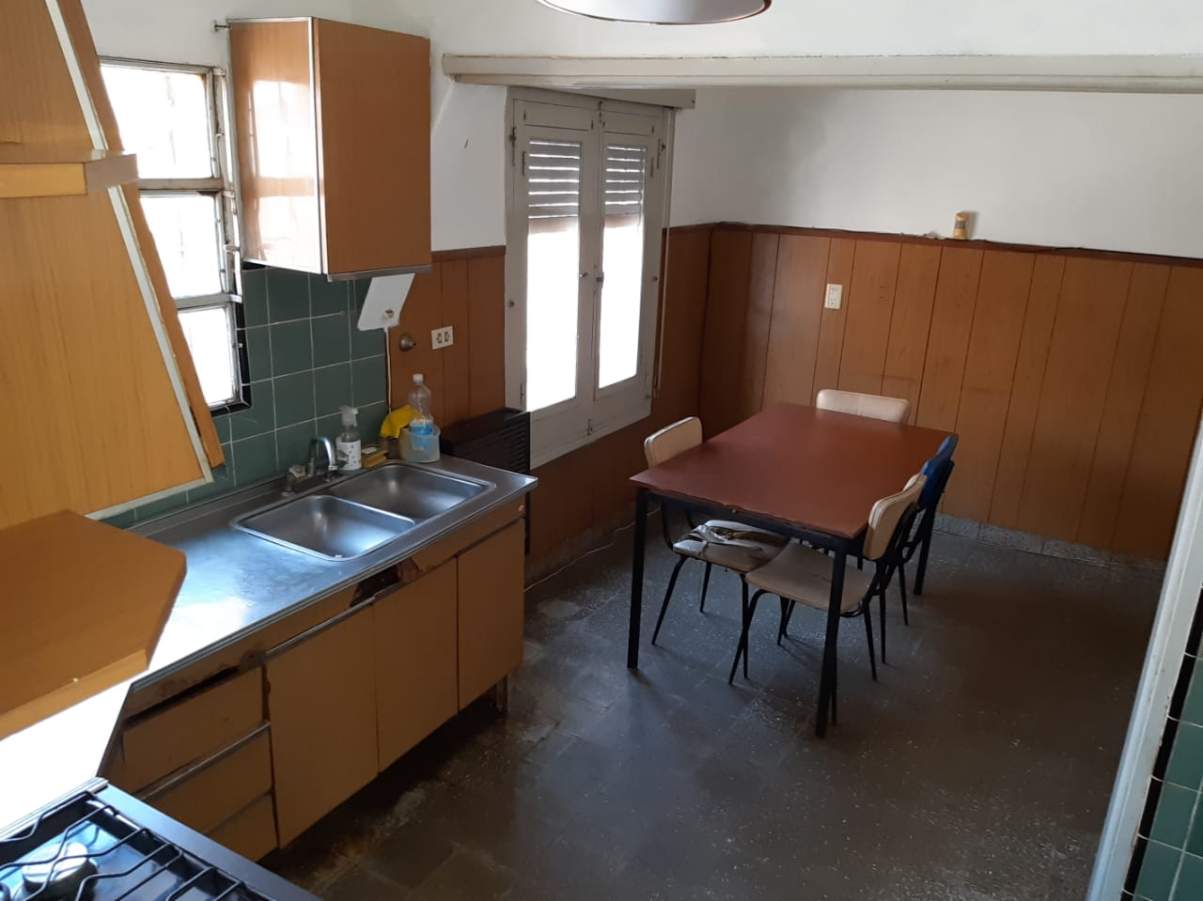 VENTA - OPORTUNIDAD - A REFACCIONAR