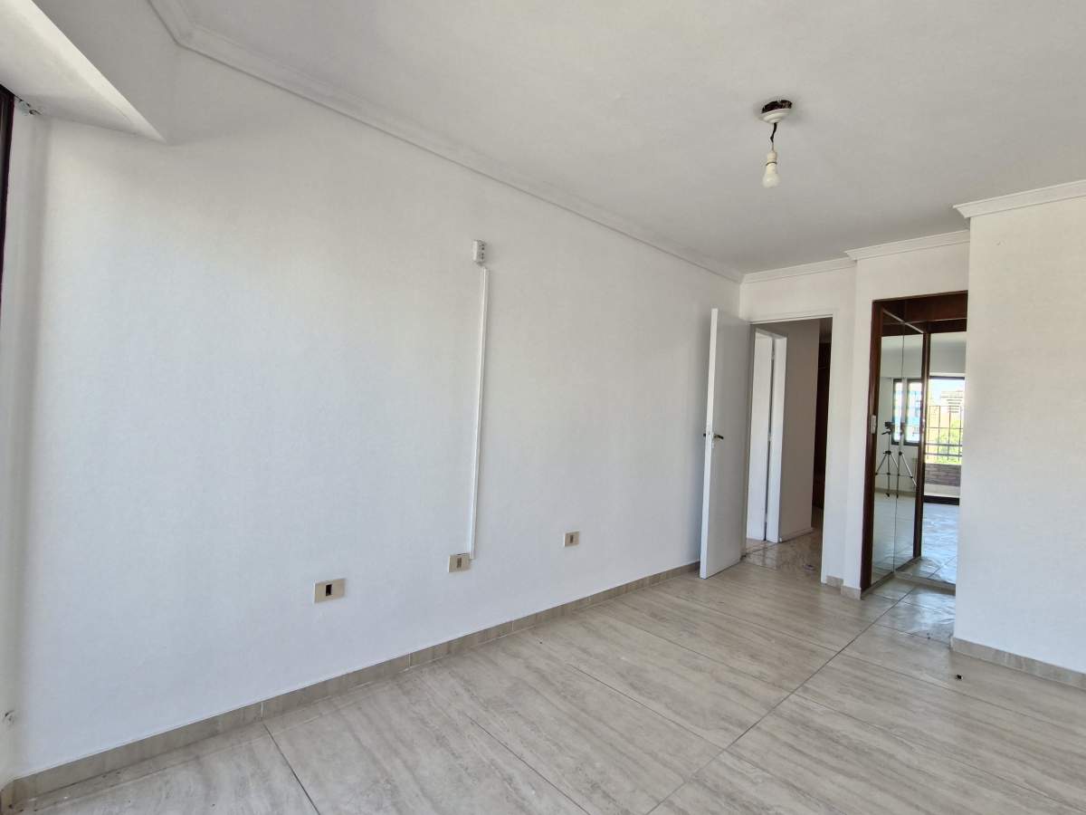 Venta Semipiso 2 Dormitorios Zona Centro con terraza