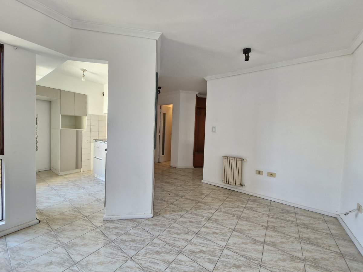 Venta Semipiso 2 Dormitorios Zona Centro con terraza