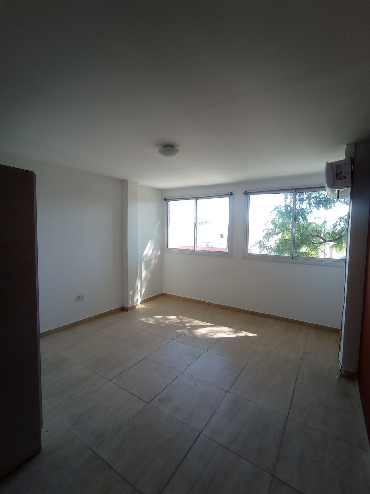 Alquilo monoambiente en Arguello