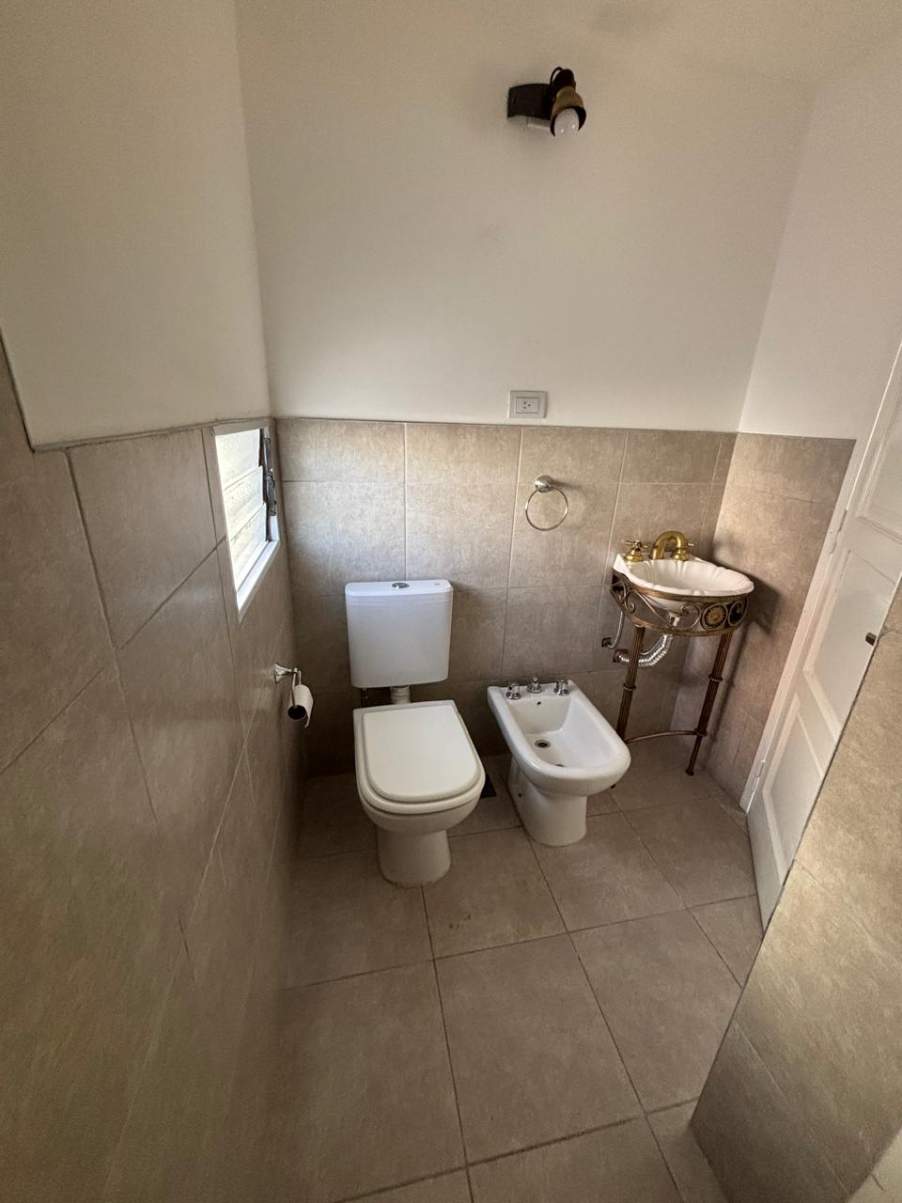 DEPARTAMENTO EN ALQUILER ALTA CORDOBA, FRAGUEIRO 2540, APTO VIVIENDA FAMILIAR